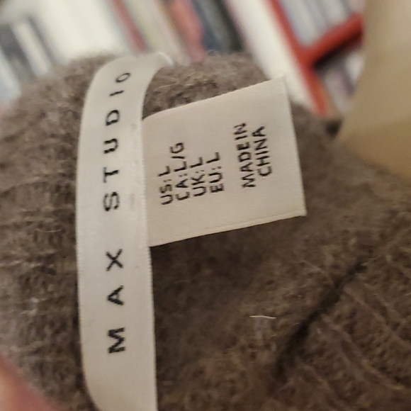Max Studio Brown Knit Sweater - Picture 3 of 4